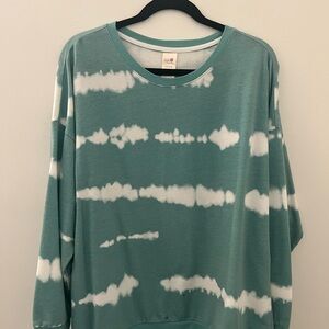 Green Tie-Dye Long Sleeve Shirt